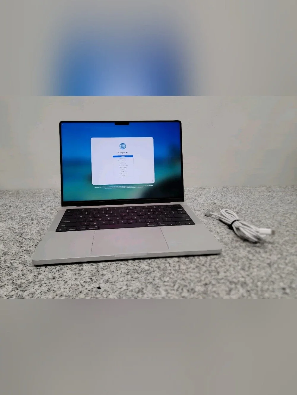 2023 Apple M3 MacBook Pro 8GB/512GB SSD - (Space Gray) A2918 Tahoe 26.4